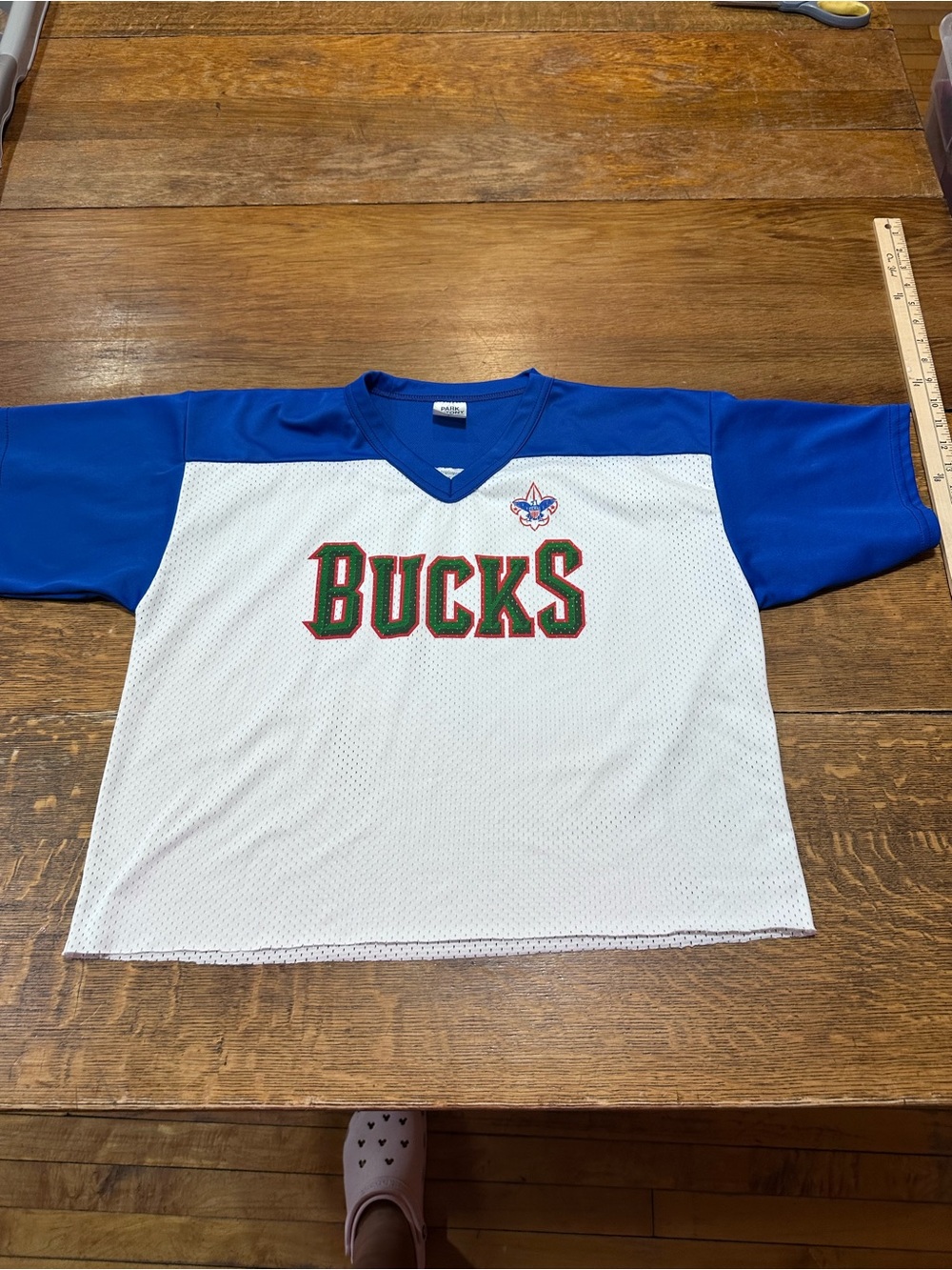 Women’s Milwaukee Bucks Short Sleeve cropped Jersey Top sz large